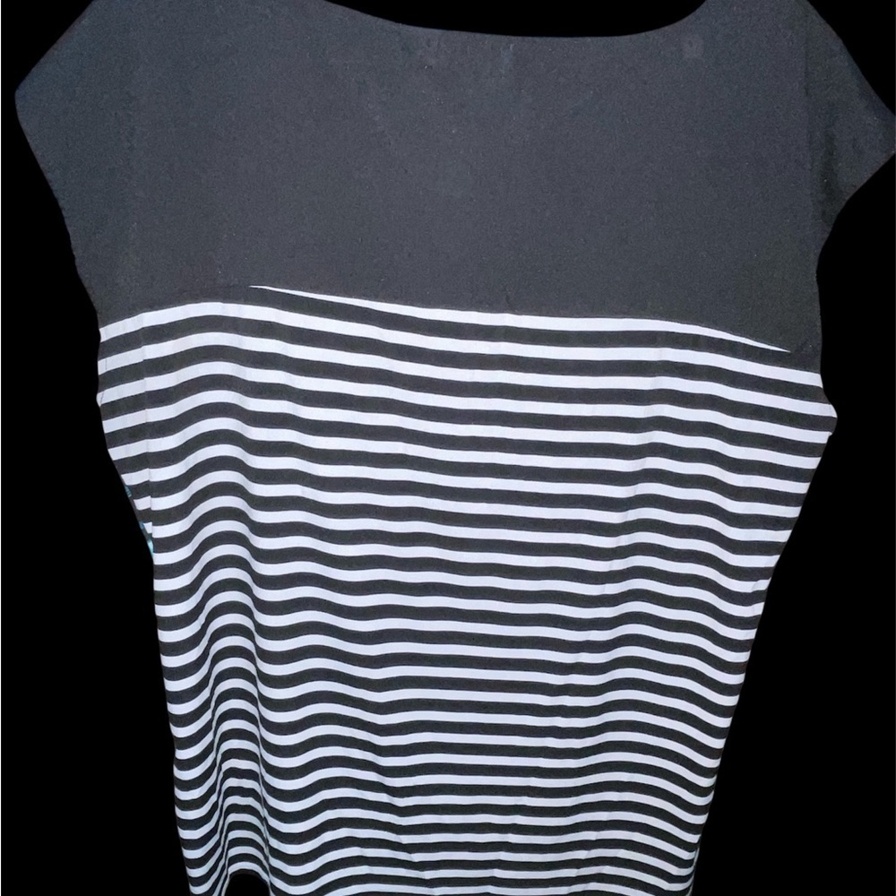 Calvin Klein Ladies Large Multicolor Sleeveless Blouse. - Picture 9 of 9